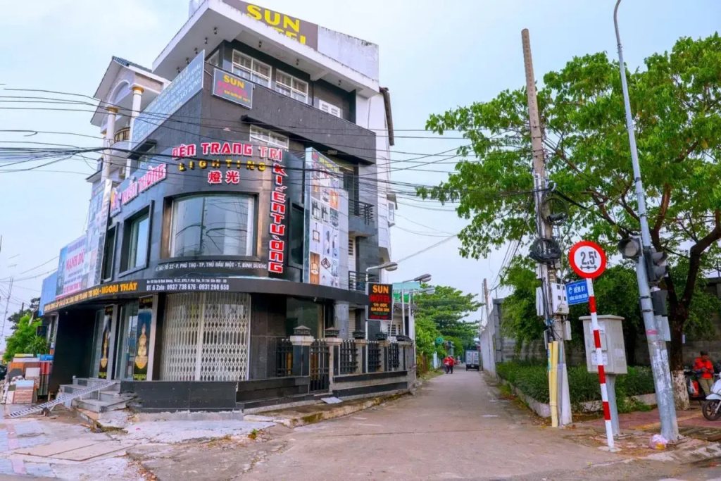 Sun Hotel