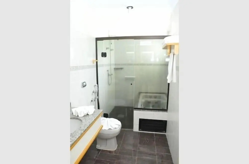 Rovi Plaza Hotel - Général