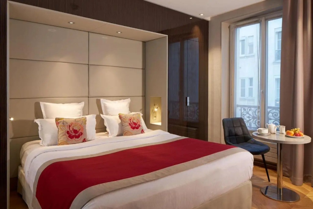 Hôtel Tourisme Avenue 11