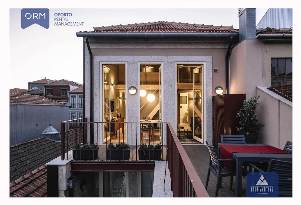 ORM - Almada Terrace Apartment