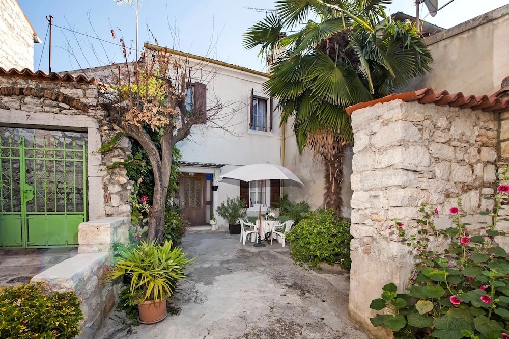 Apartment Studio Stela