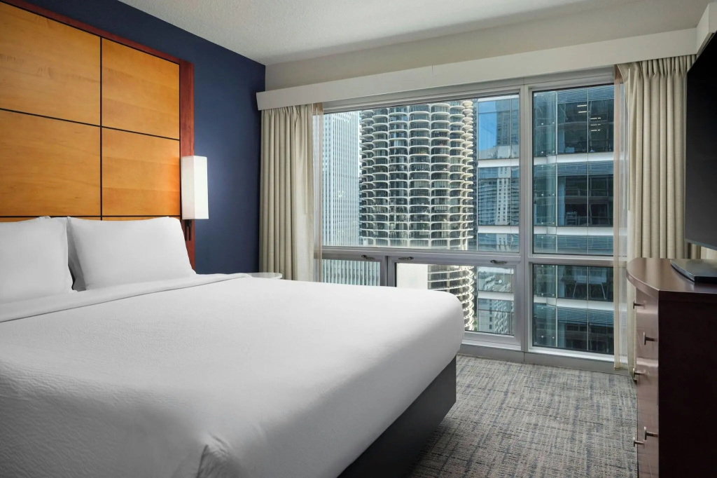 Residence Inn by Marriott Chicago Downtown / River North — 5