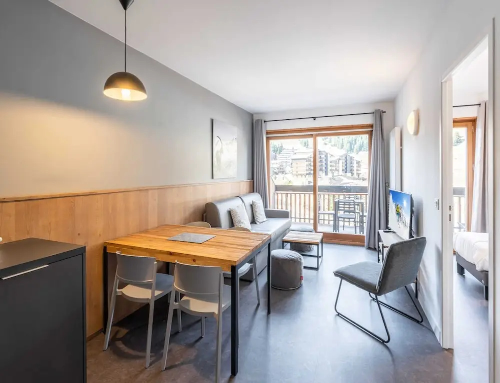 Voir la photo 4 — Base With Ski-in/ski-out Access