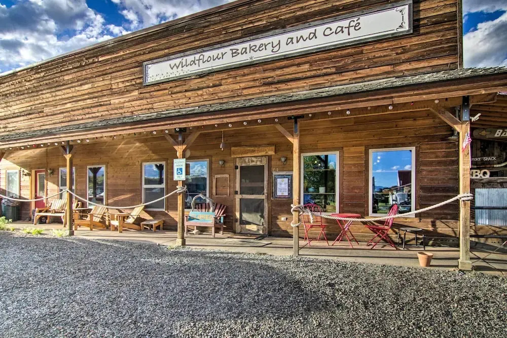 Montana's Emigrant Peaks Getaway: Apt w/ Mtn Views