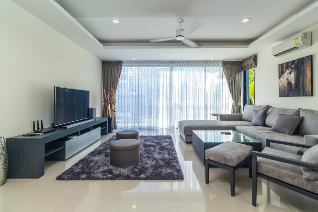 LP109 - Private pool and garden 5 bedroom villa in Laguna!
