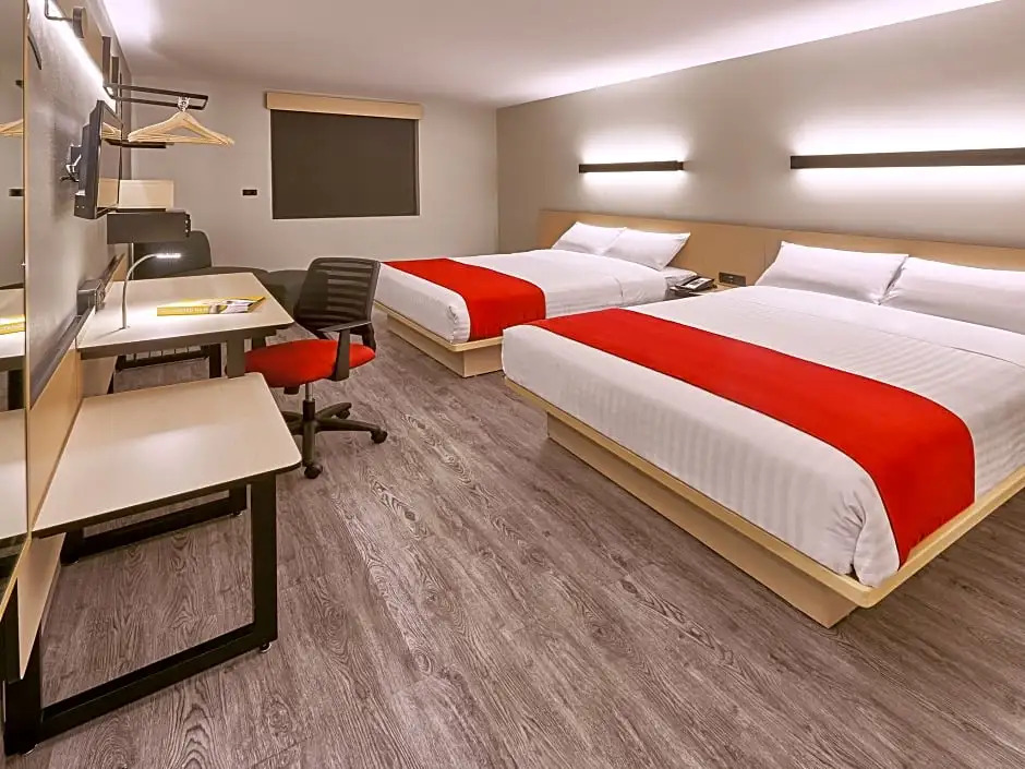 標準四人房，雙人床