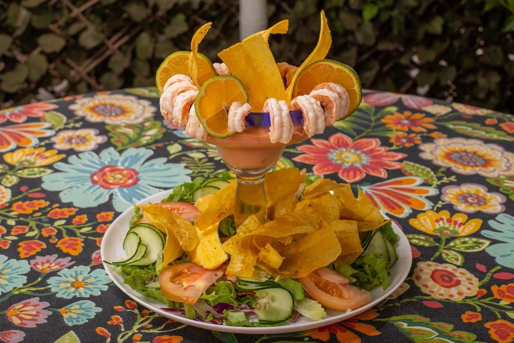 Hotel Las Brisas - фото 11