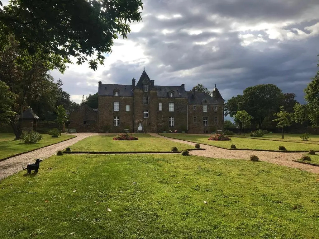 Chateau de Cadouzan