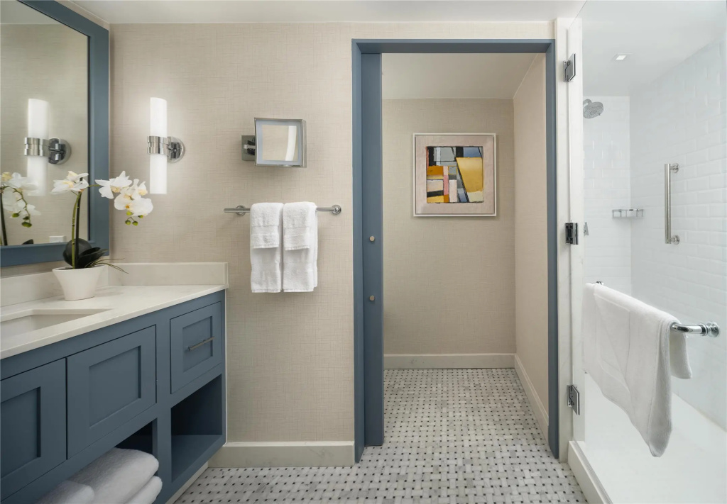 Cabana Hearing Accessible room
