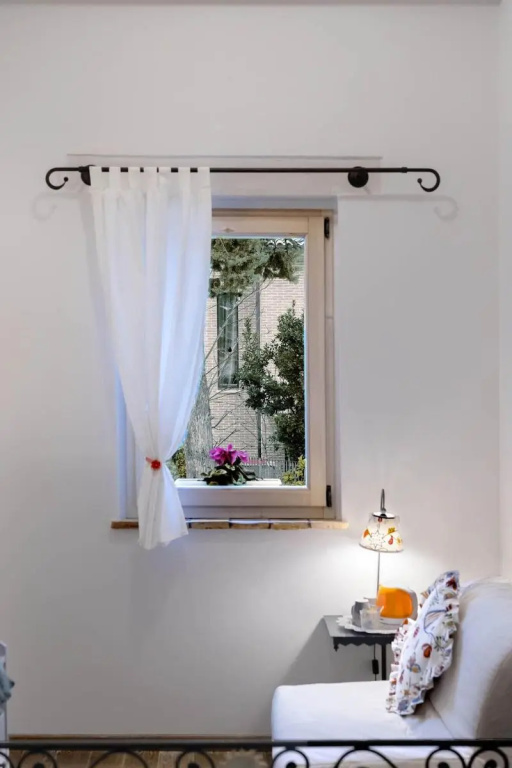 Lillac Cottage — 2