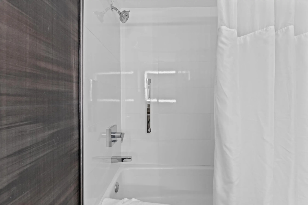 DoubleTree by Hilton Raleigh Midtown - Chambres
