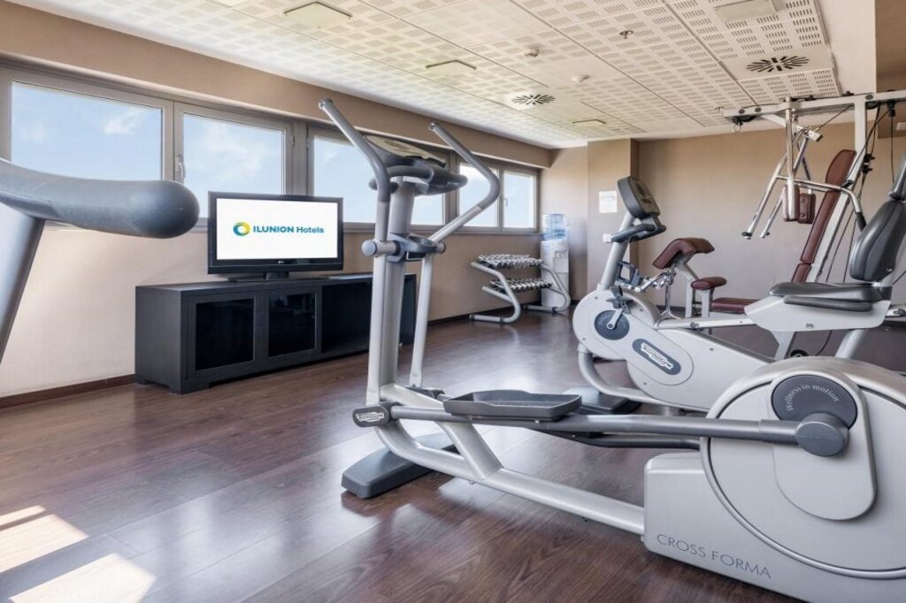 Hotel ILUNION Barcelona picture