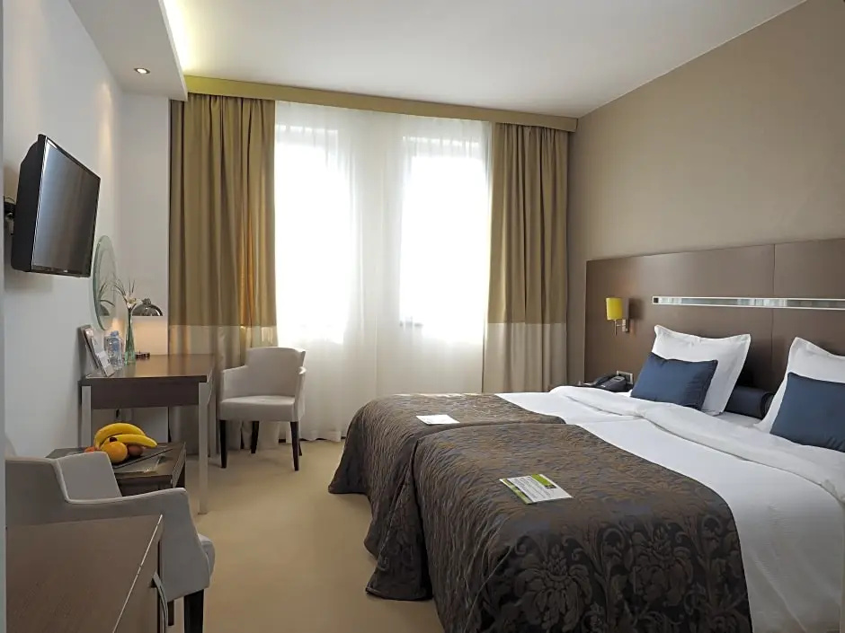 In Hotel Belgrade - Chambres