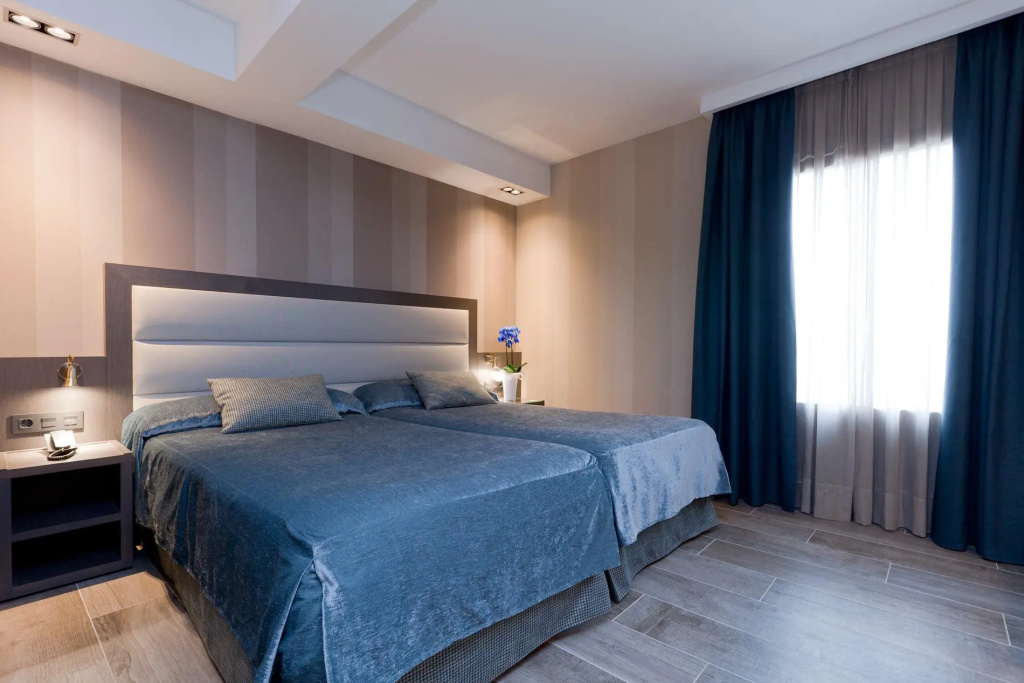Hotel Reina Cristina - Chambres