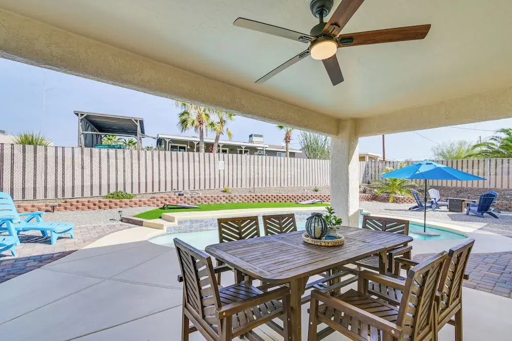 Game Room + Fire Pit : Lake Havasu Retreat!