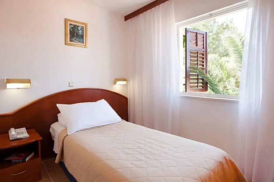 Classic Single room