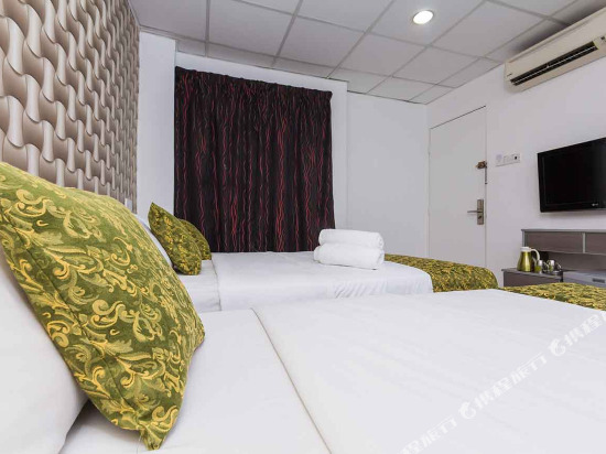 Lacomme Inn