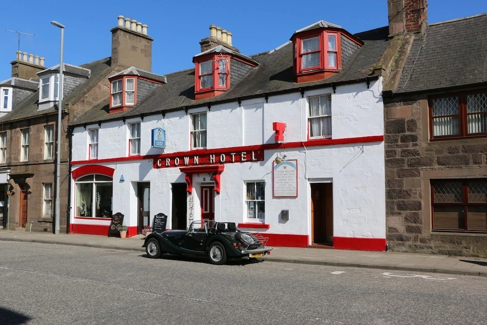 Crown Hotel