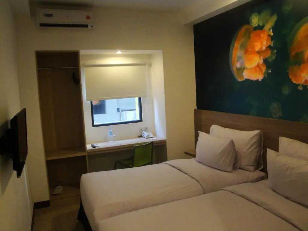Comfort room