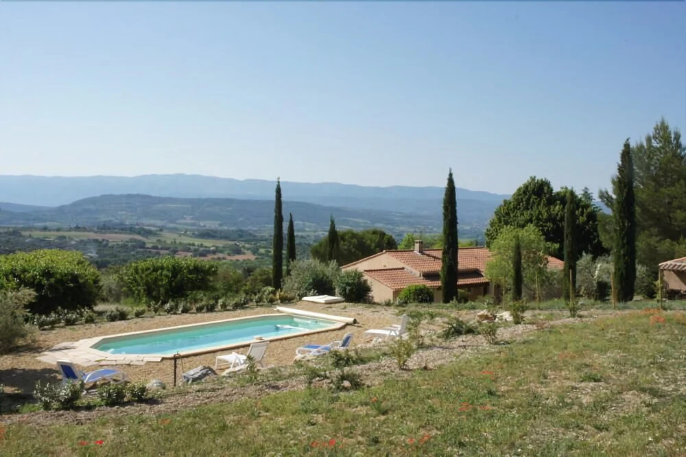 Pertuade - Mas de vacances en location avec piscine privée - Luberon -