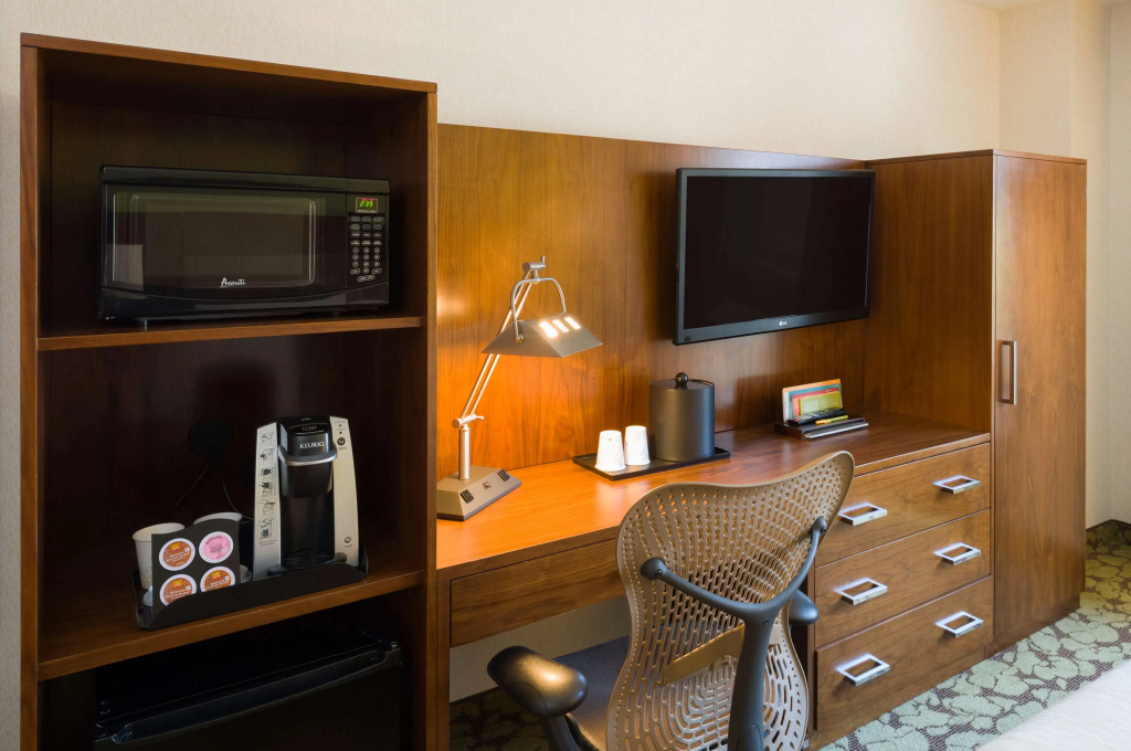 Lobby & Reception