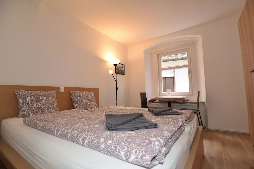 Double Apartment (full double bed)