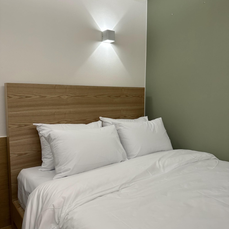 Economy room