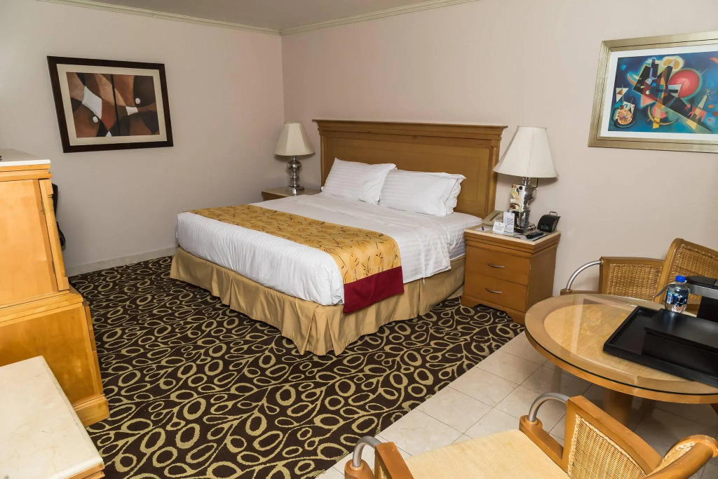 Guest Double room (full double bed)