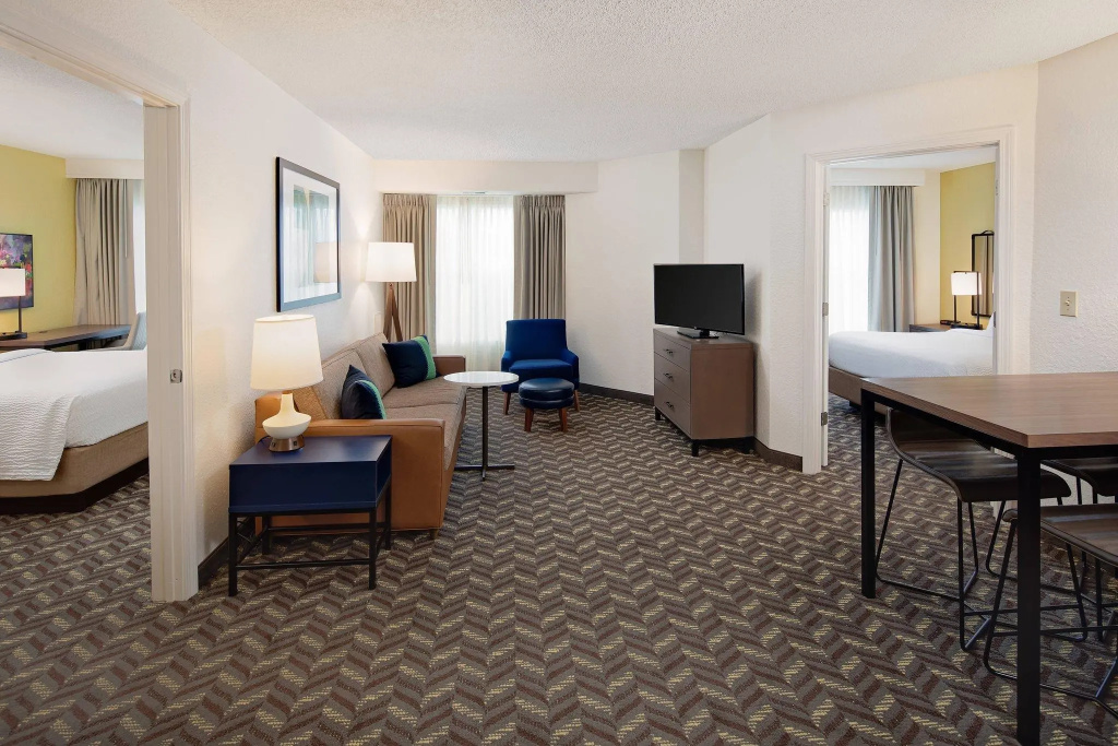2 Bedrooms Suite
