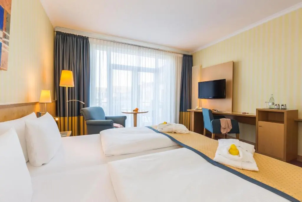 Standard Double room (full double bed)