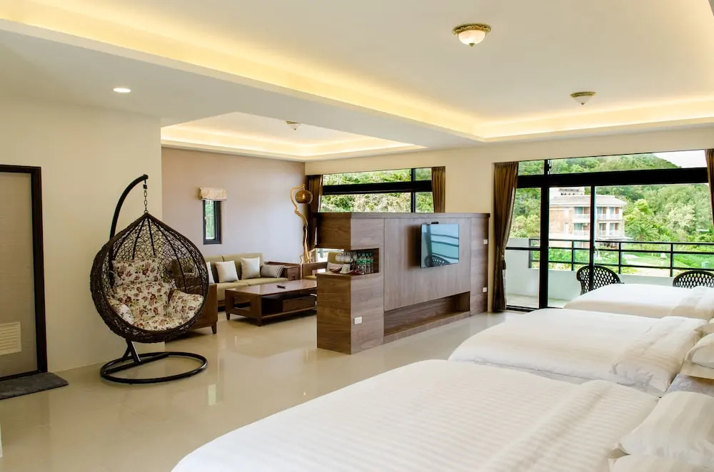 Deluxe Family room