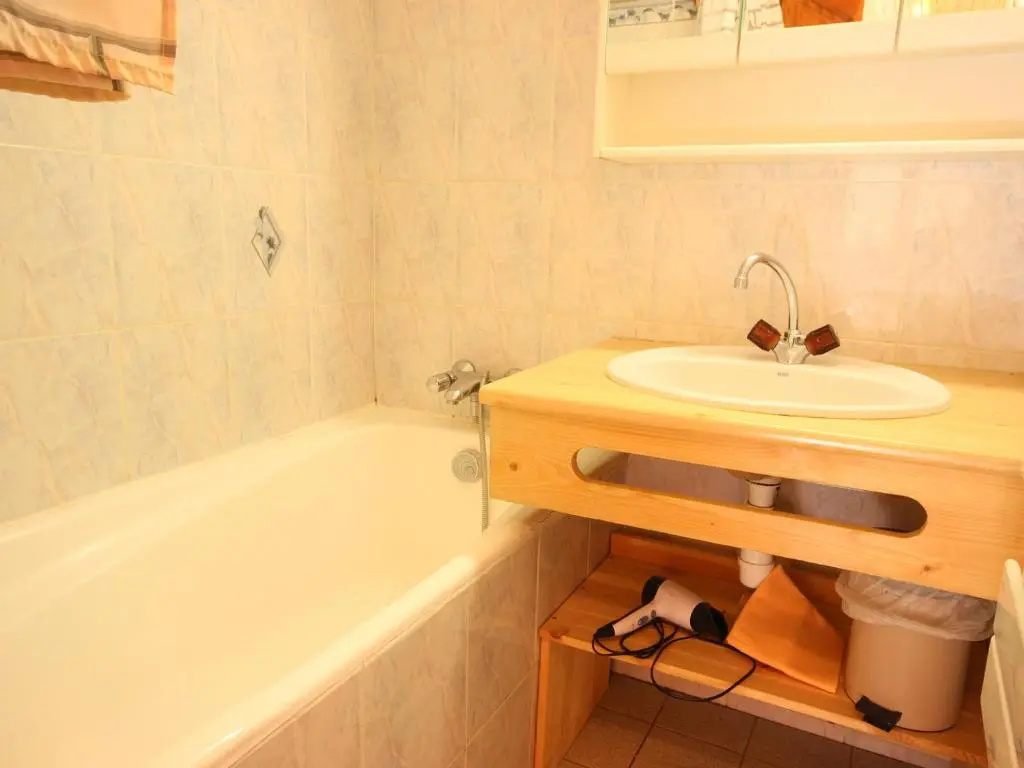 Afficher la photo 7 — Appartement Landry-Vallandry, 4 pièces, 8 personnes - FR-1-411-498