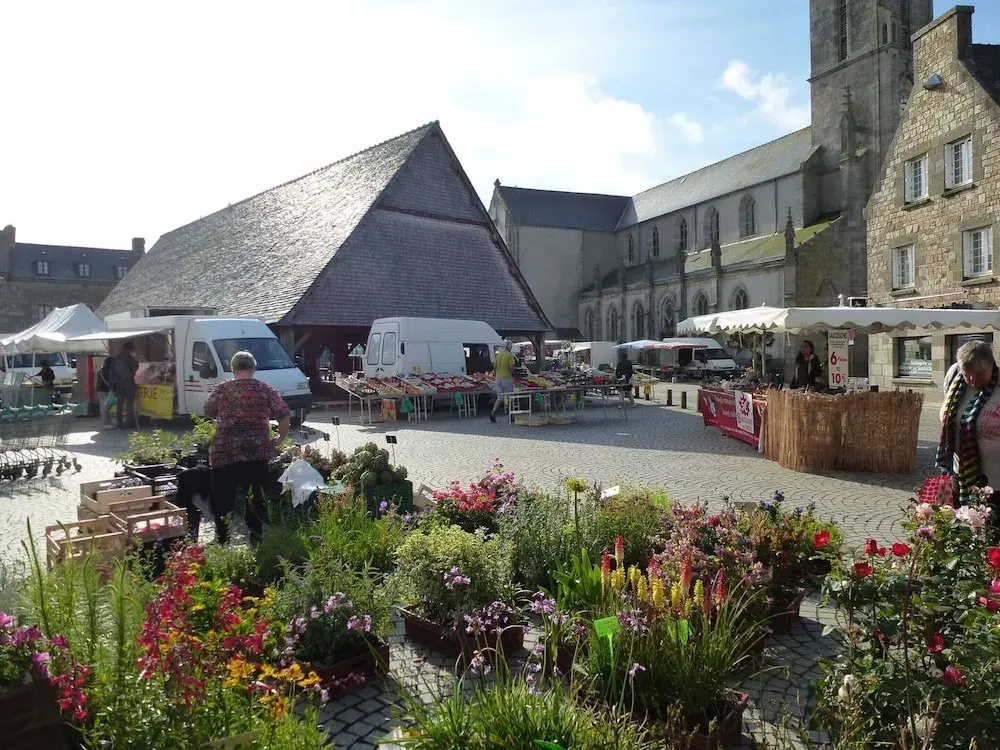 Holiday Home by Roscoff Beach and Horse Racing