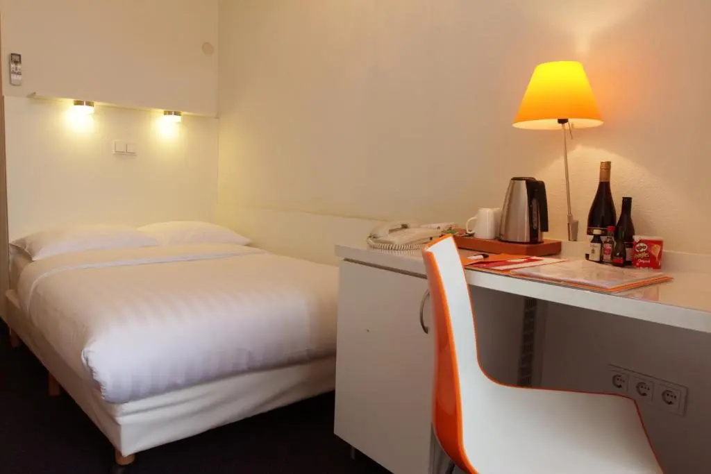 Hotel Multatuli - Chambres