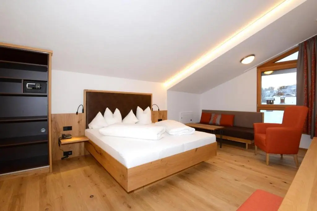Deluxe Double room full double bed