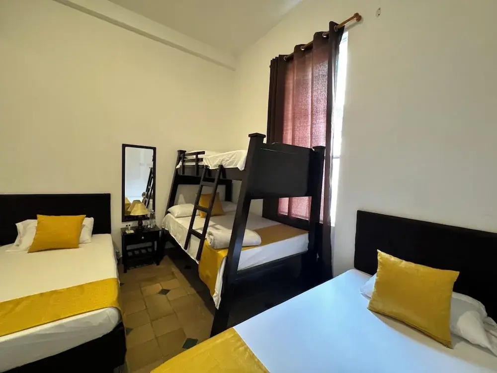 Economy Quadruple room