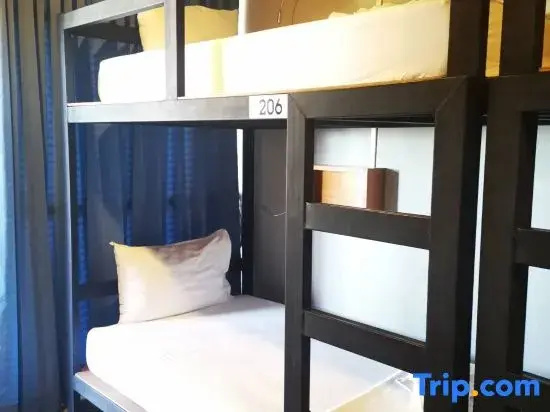 Bed in Dorm (female dorm)