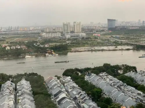 Beach & Waterfront