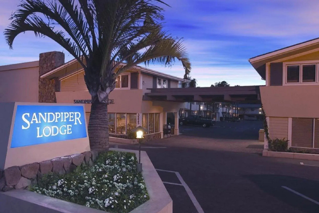 Sandpiper Lodge