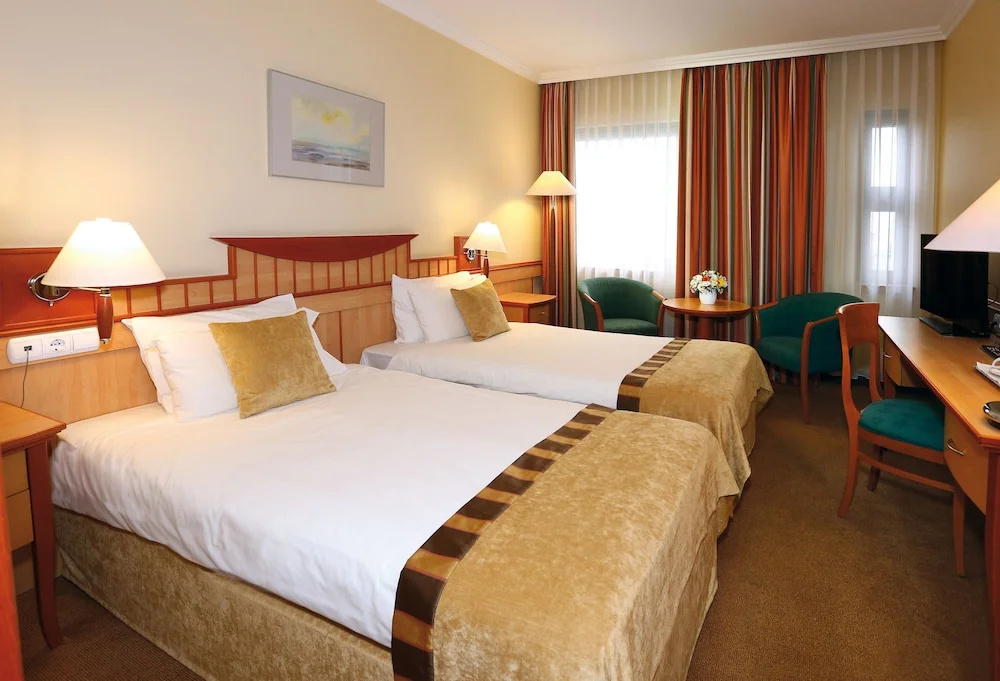 Danubius Hotel Helia - Chambres