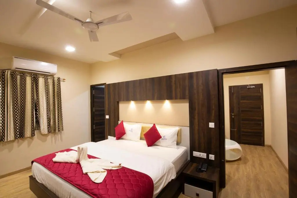 Deluxe Suite