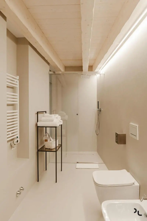 Suite with park view