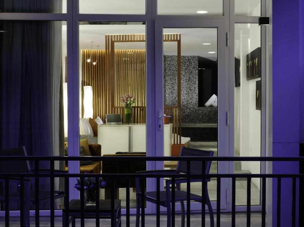 Anachak Angkor Residence by null
