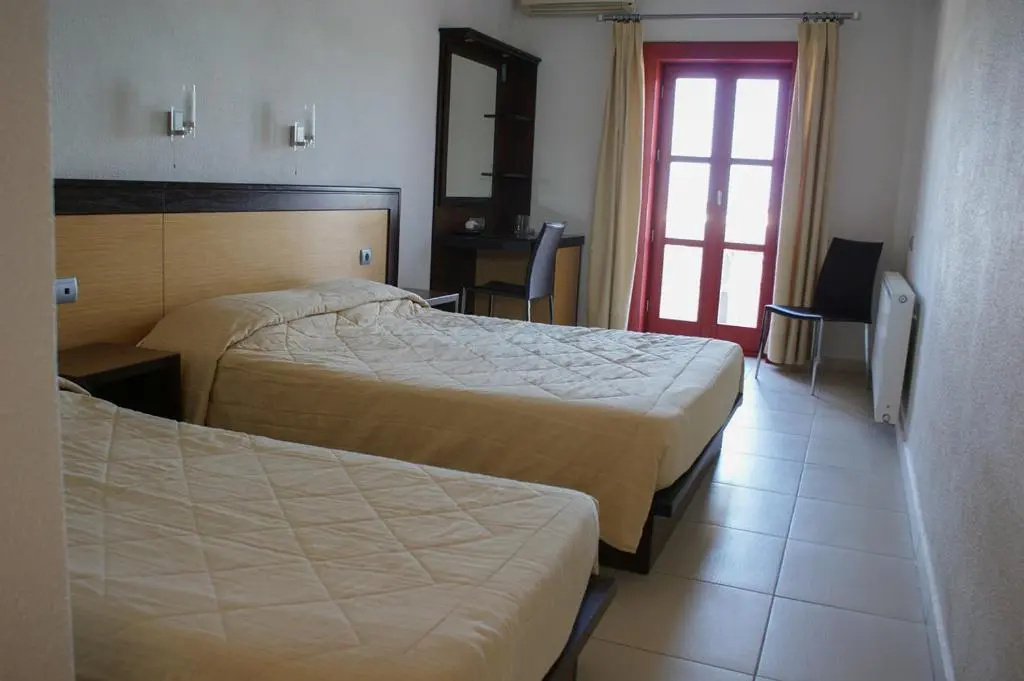 Standard Triple room with balcony