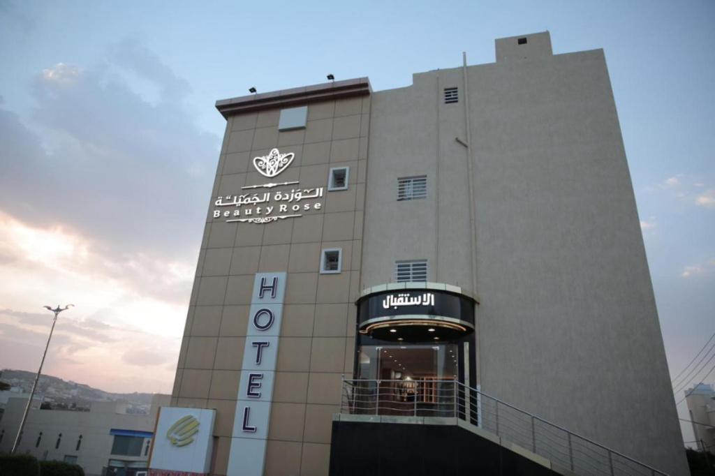 Beauty Rose Hotel