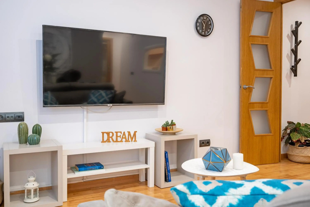 Lodging Apartments Villa de Gracia 2 bedroom cozy apartment