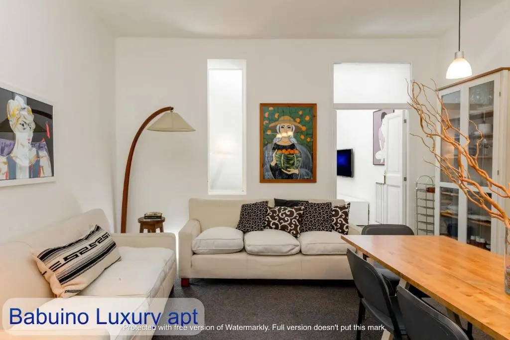 3 Bedrooms Apartment