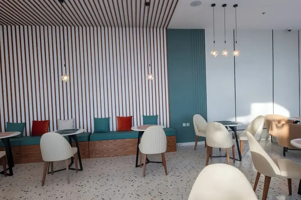 Neema Hotel Apartment — фото 4