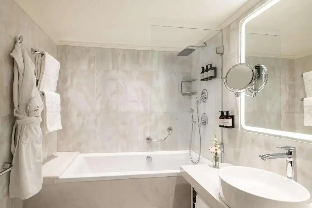 NH Collection Prague Carlo IV - Chambres