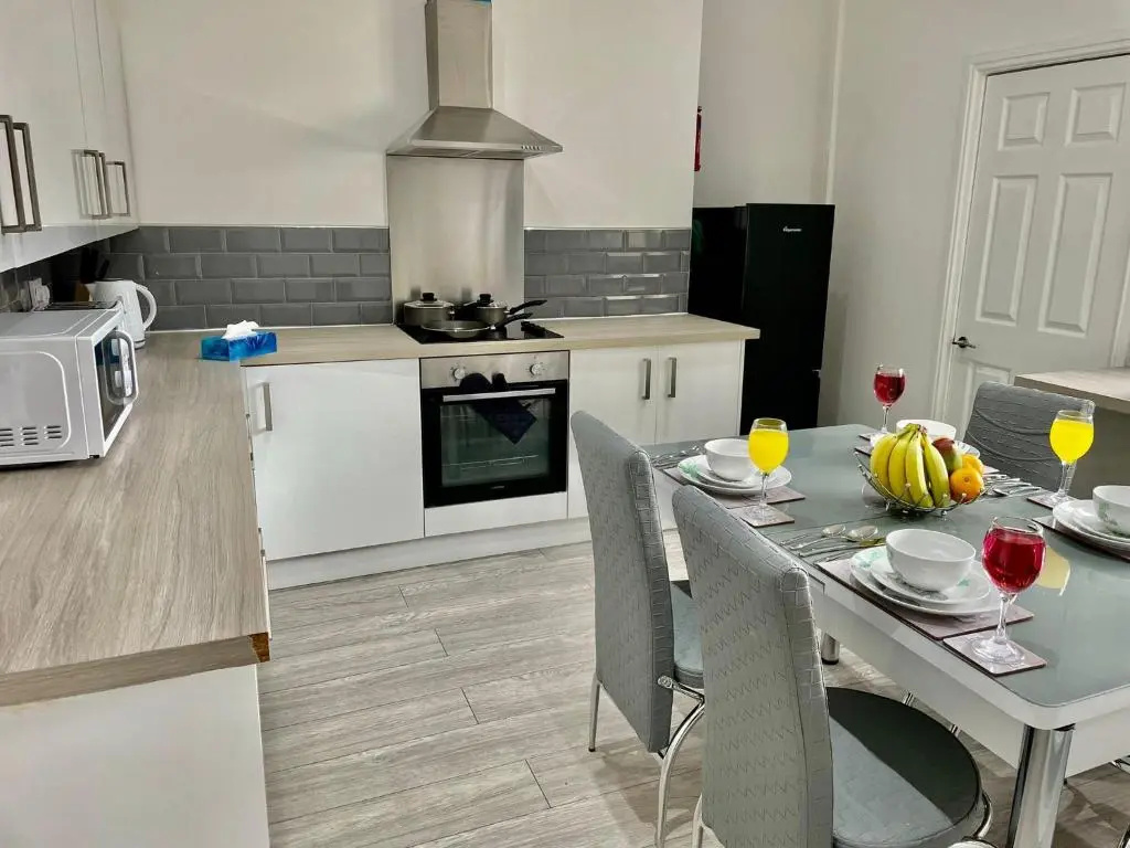 Cheerful 3-bedroom Near Bikepark Wales Merthyr Tydfil Town Centre